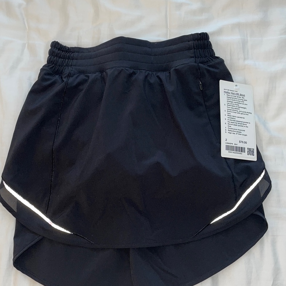 Lululemon Hotty Hot HR Skirt, Black, Size 2